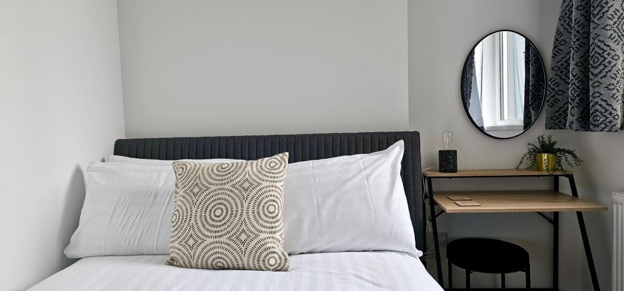 Harlequin Apartments By Switchback Stays Cardiff Esterno foto